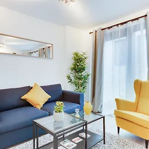 https://royal-studio-residence-brussels-arts-loi.brusselshotelsbook.com